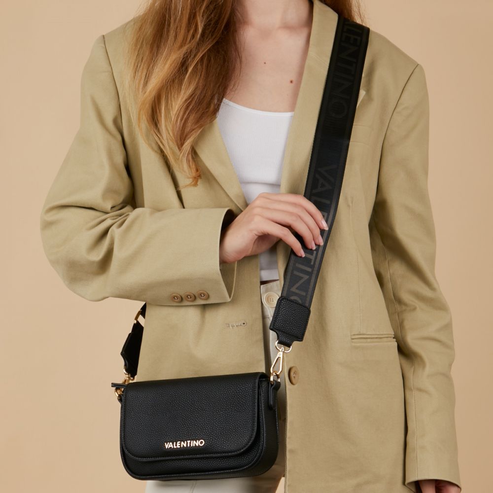 Maison valentino bag sales